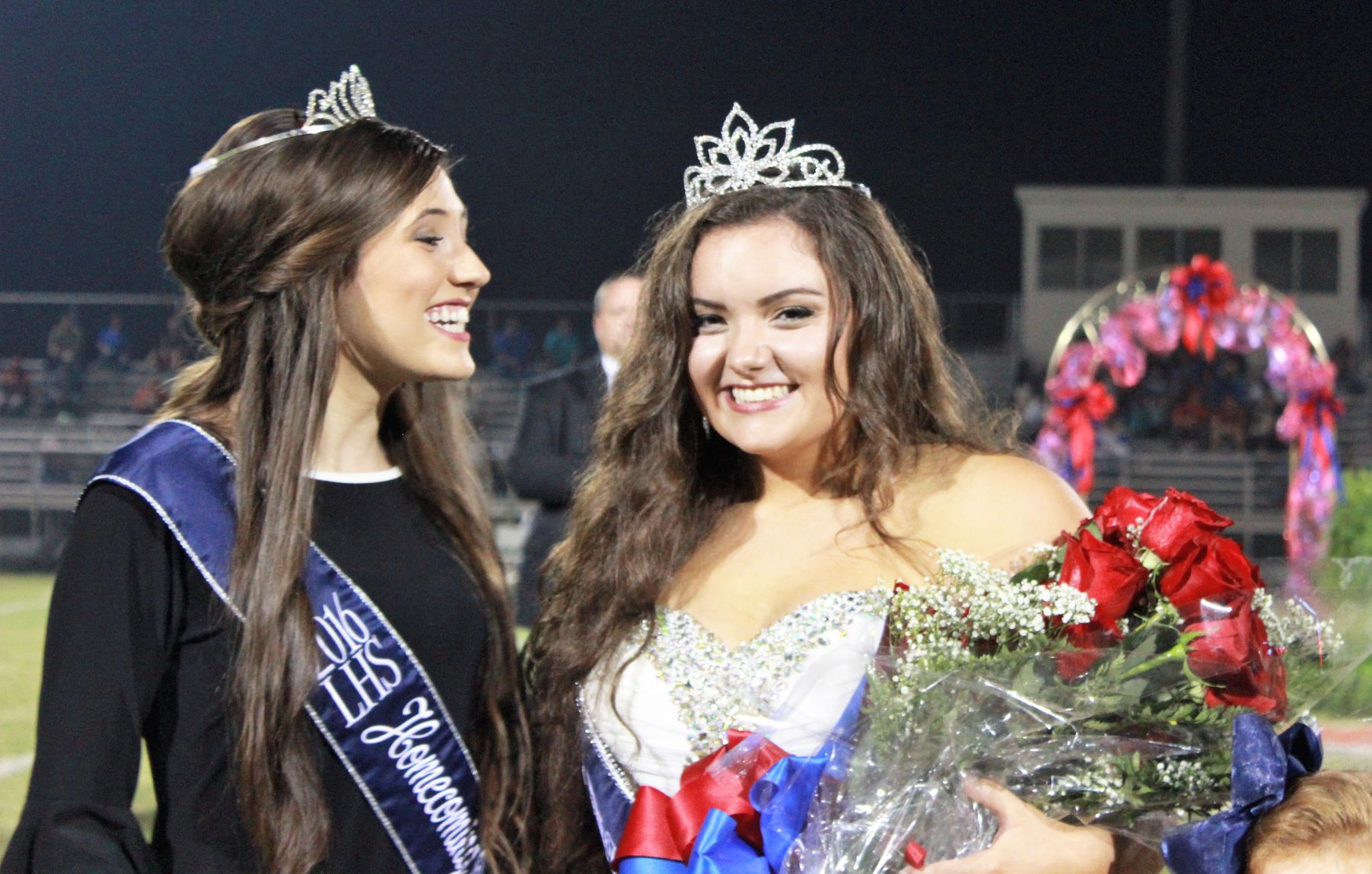 Lewisburg crowns homecoming queen